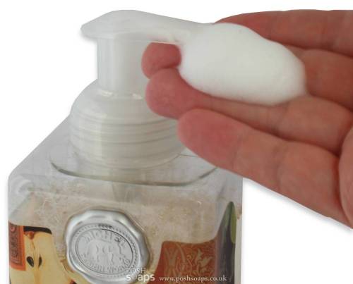 Foaming with hand
