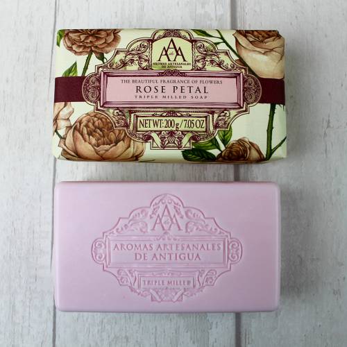 Aromas Aartesanales de Antigua Rose Petal Soap