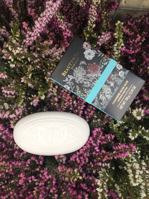 Cashmere Musk Noir soap bar